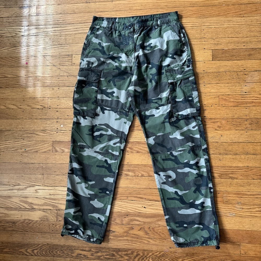 H&M Green Camouflage Cargo Pants Size 30